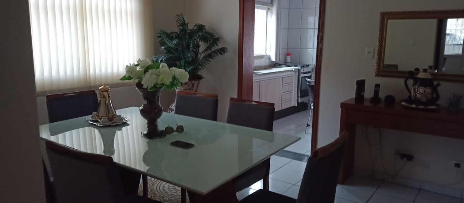 Casa à venda com 3 quartos, 200m² - Foto 5