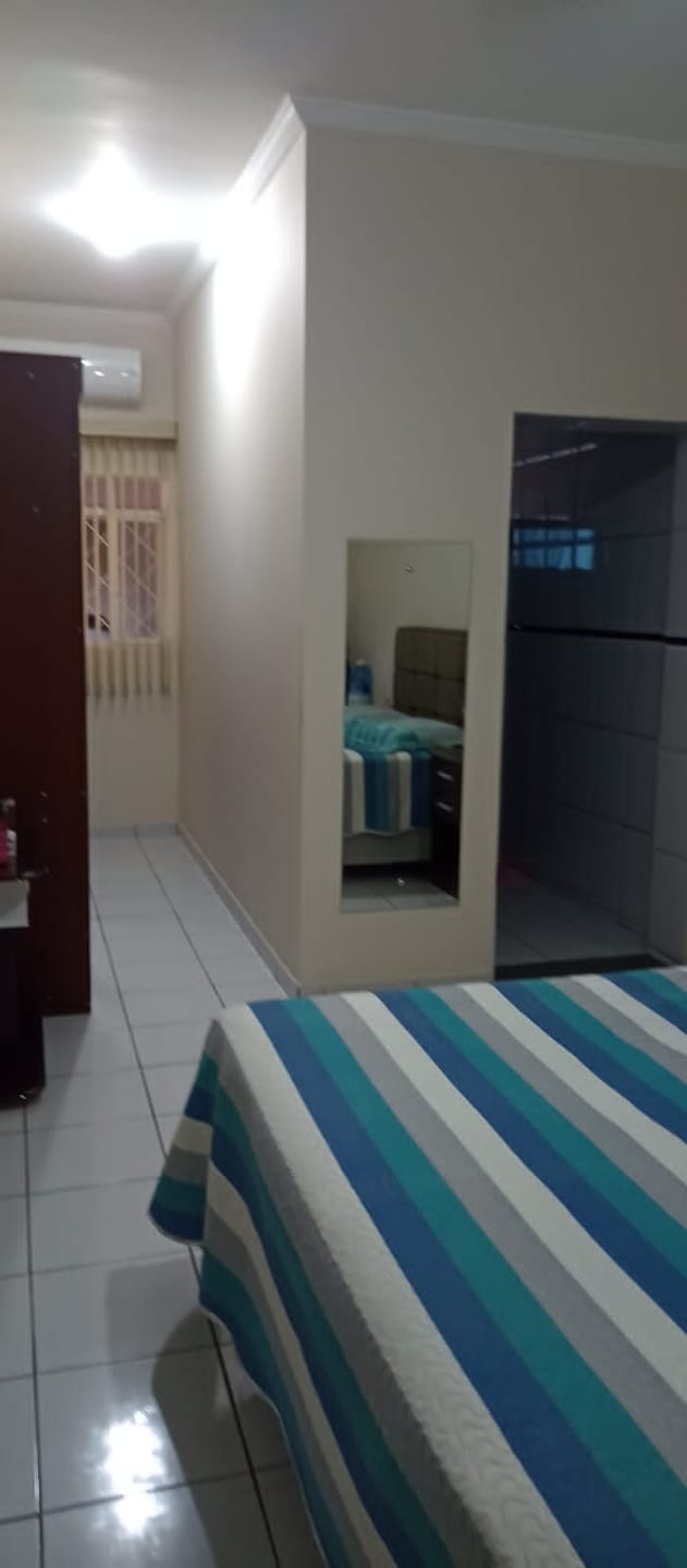Casa à venda com 3 quartos, 200m² - Foto 9