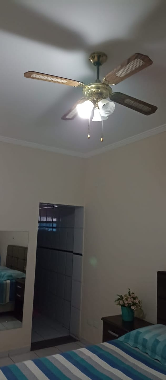 Casa à venda com 3 quartos, 200m² - Foto 11