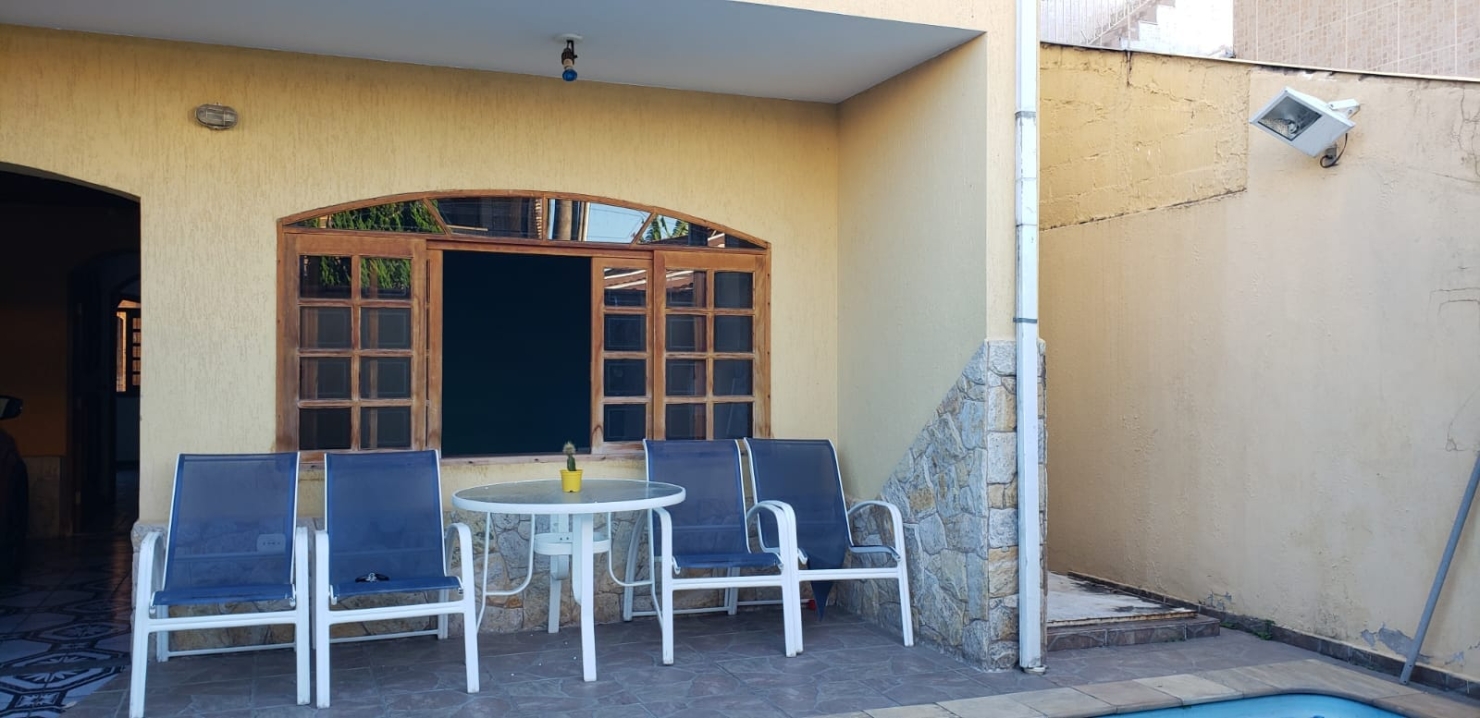 Casa, 3 quartos, 179 m² - Foto 3