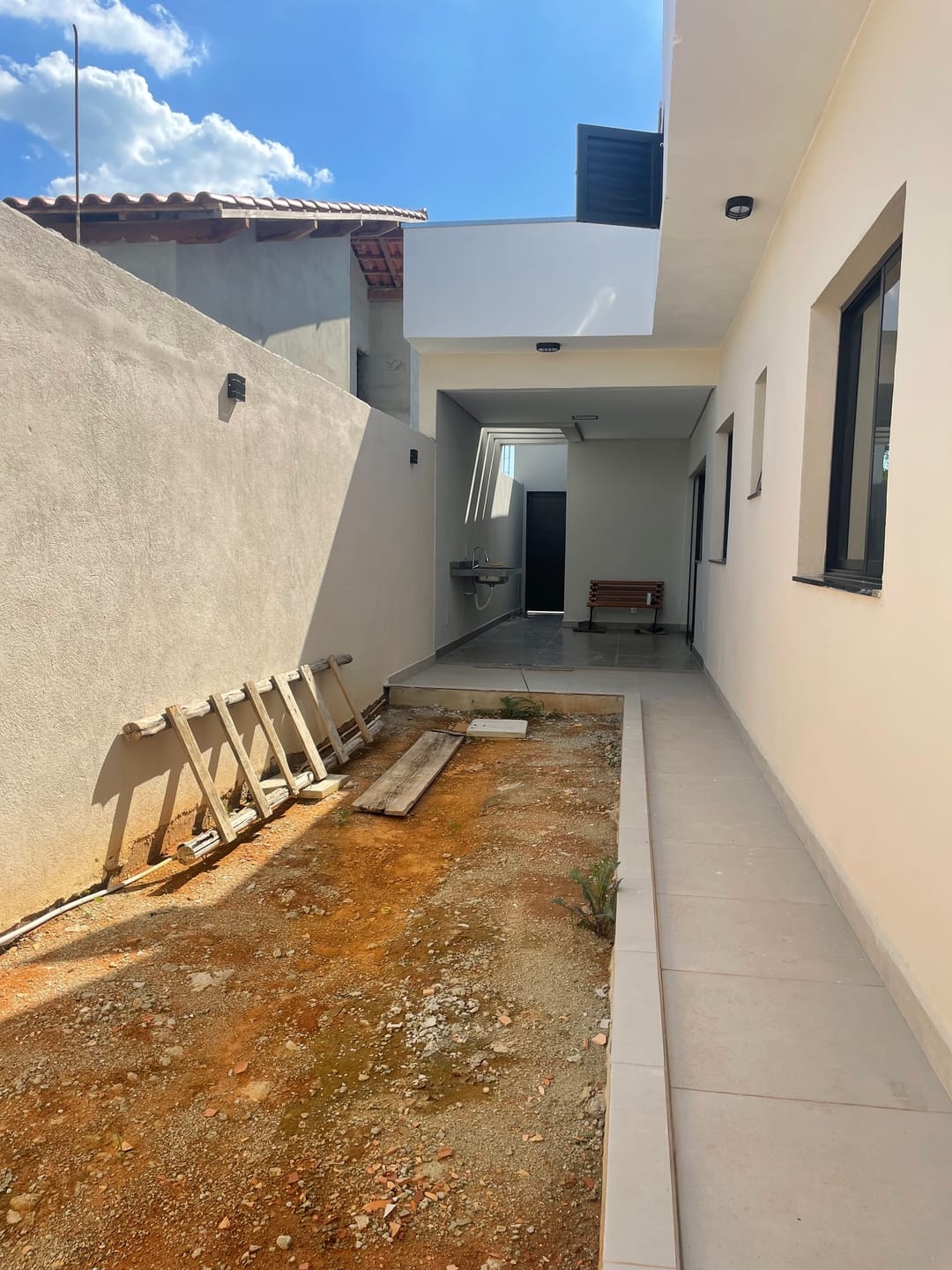 Casa à venda com 3 quartos, 106m² - Foto 5