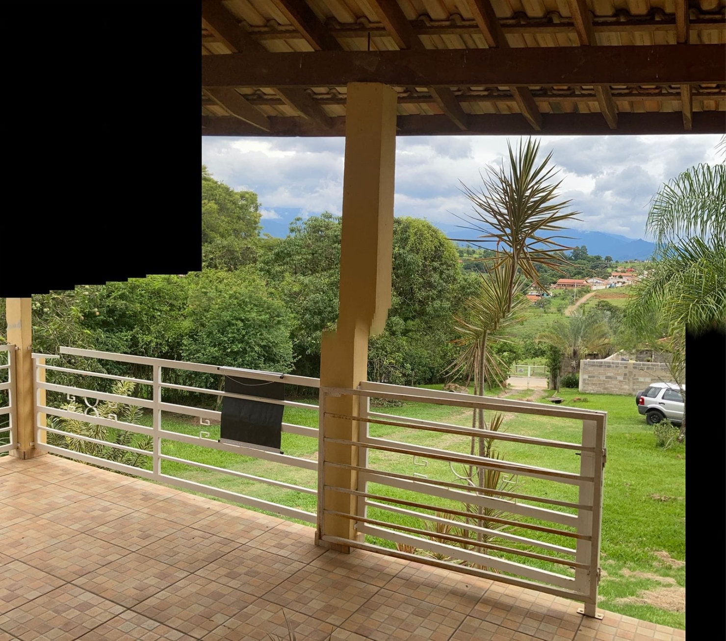 Casa à venda com 3 quartos, 200m² - Foto 2
