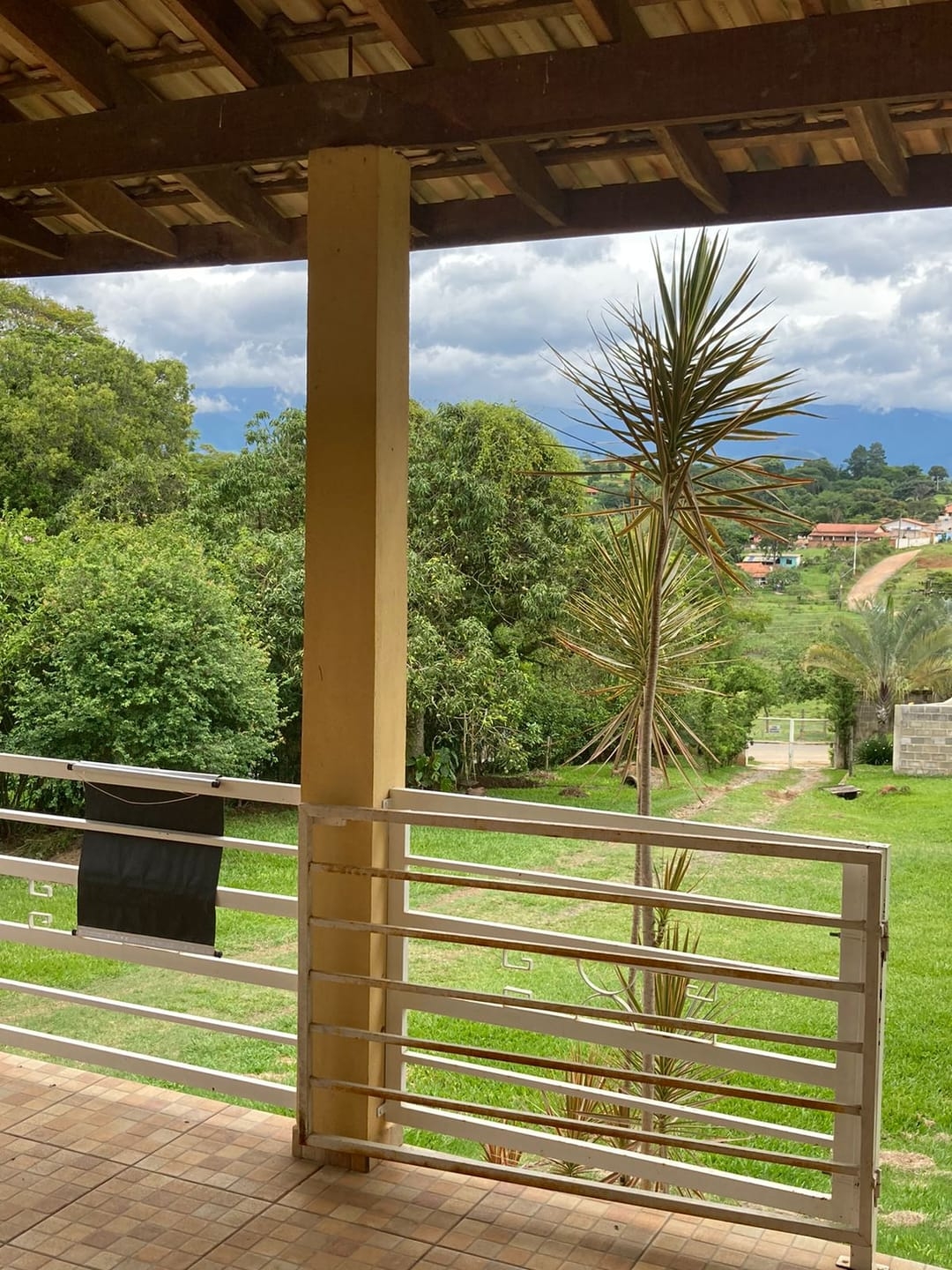 Casa à venda com 3 quartos, 200m² - Foto 4