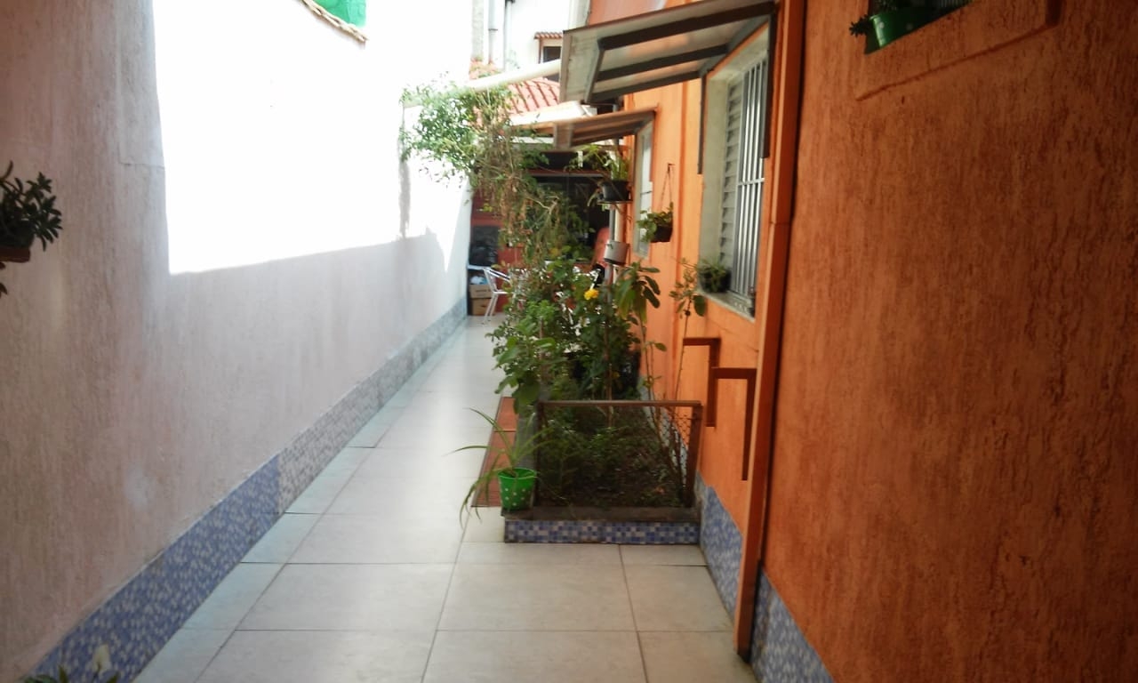 Casa à venda com 4 quartos, 156m² - Foto 1