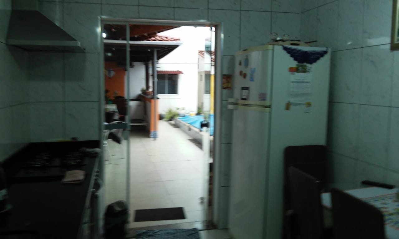 Casa à venda com 4 quartos, 156m² - Foto 16