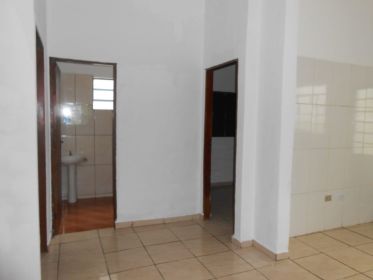 Sobrado à venda com 3 quartos, 200m² - Foto 2