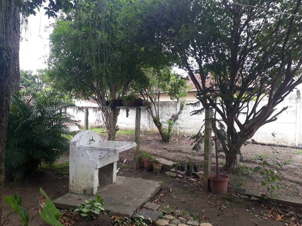 Casa à venda e aluguel com 3 quartos, 235m² - Foto 4