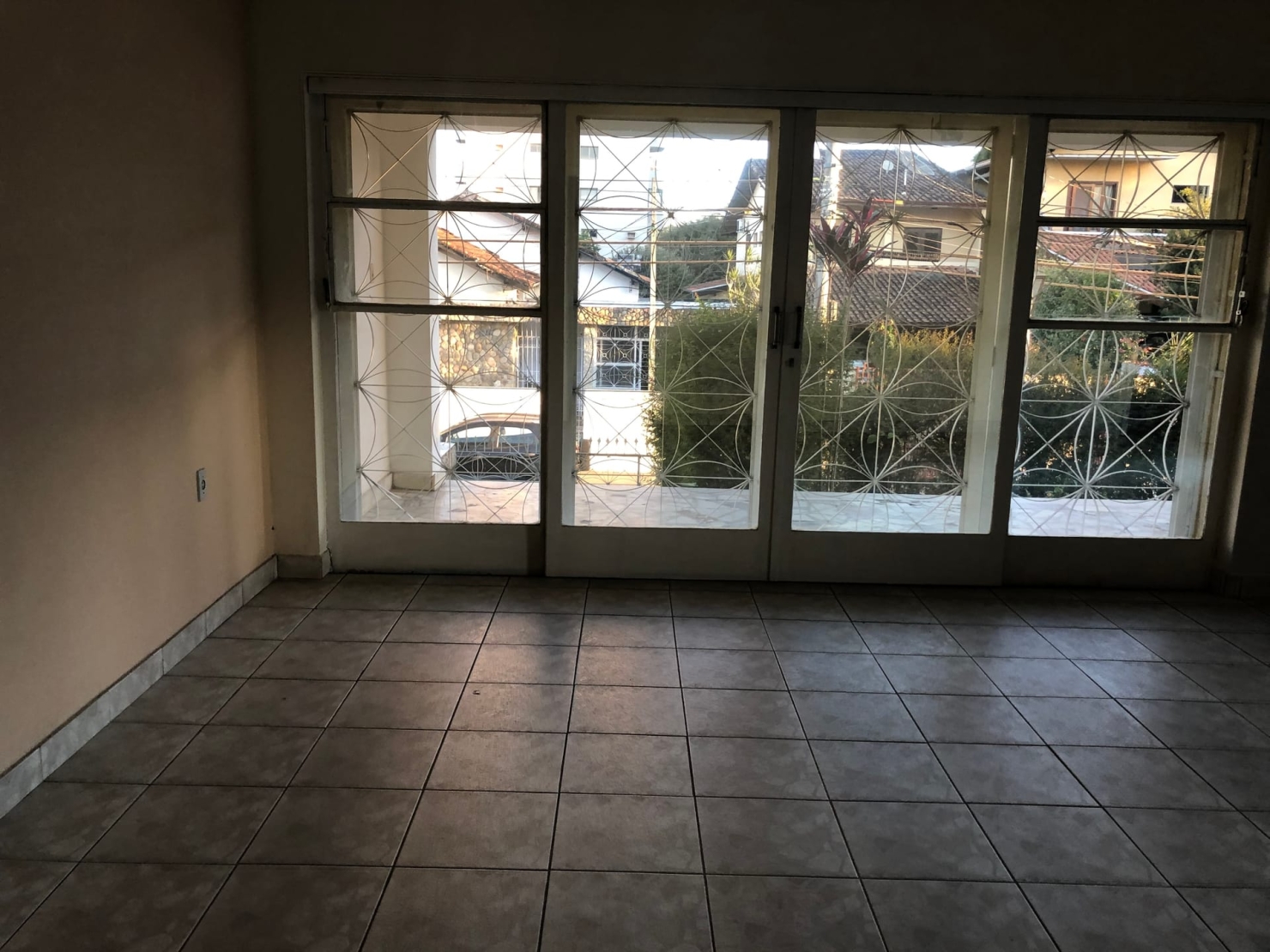 Casa à venda e aluguel com 3 quartos, 235m² - Foto 40