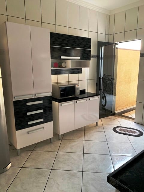 Casa à venda com 3 quartos, 150m² - Foto 5