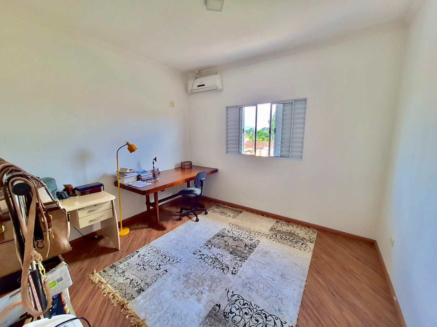 Casa à venda com 3 quartos, 200m² - Foto 25