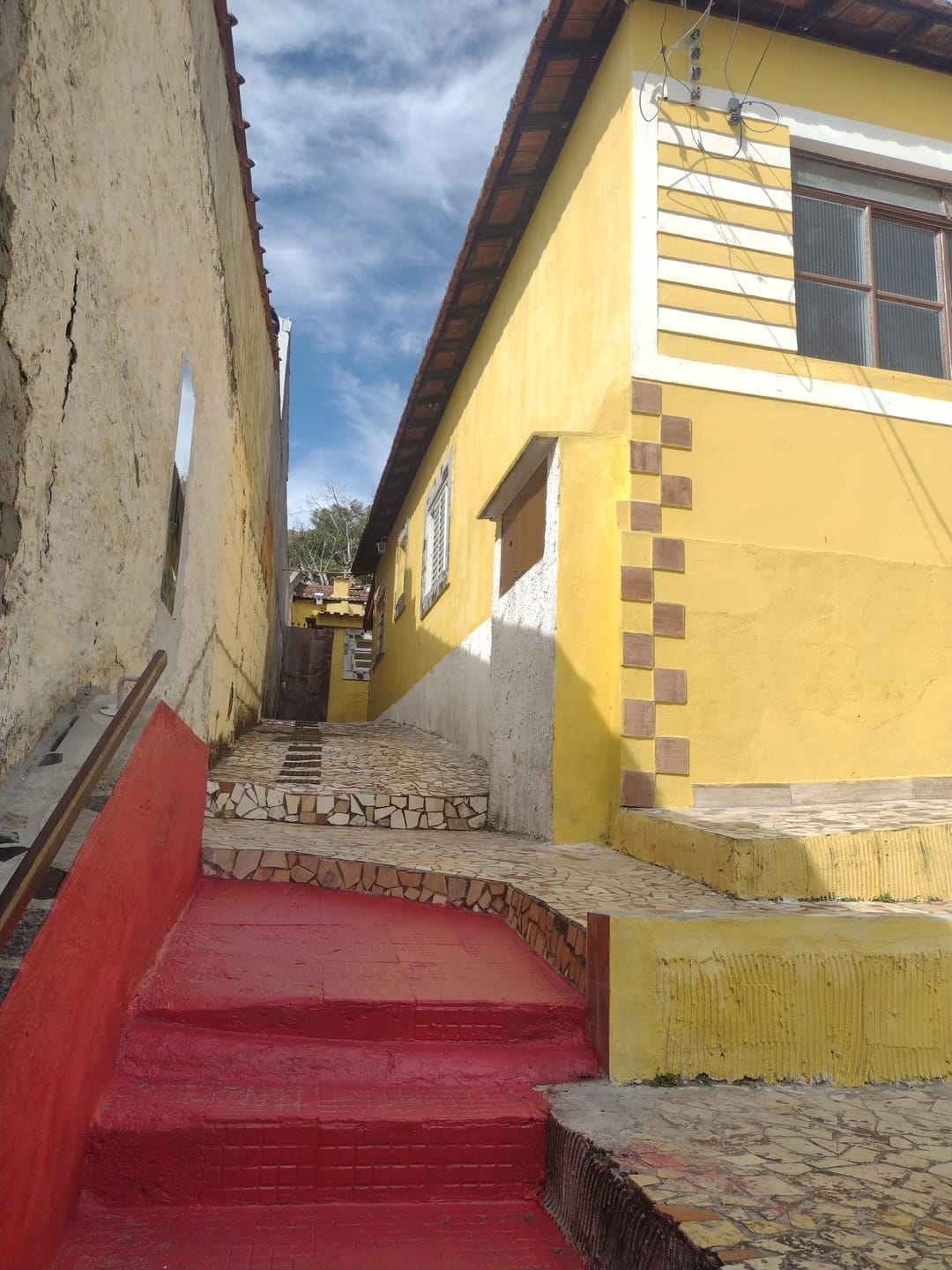 Sobrado à venda e aluguel com 3 quartos, 210m² - Foto 3