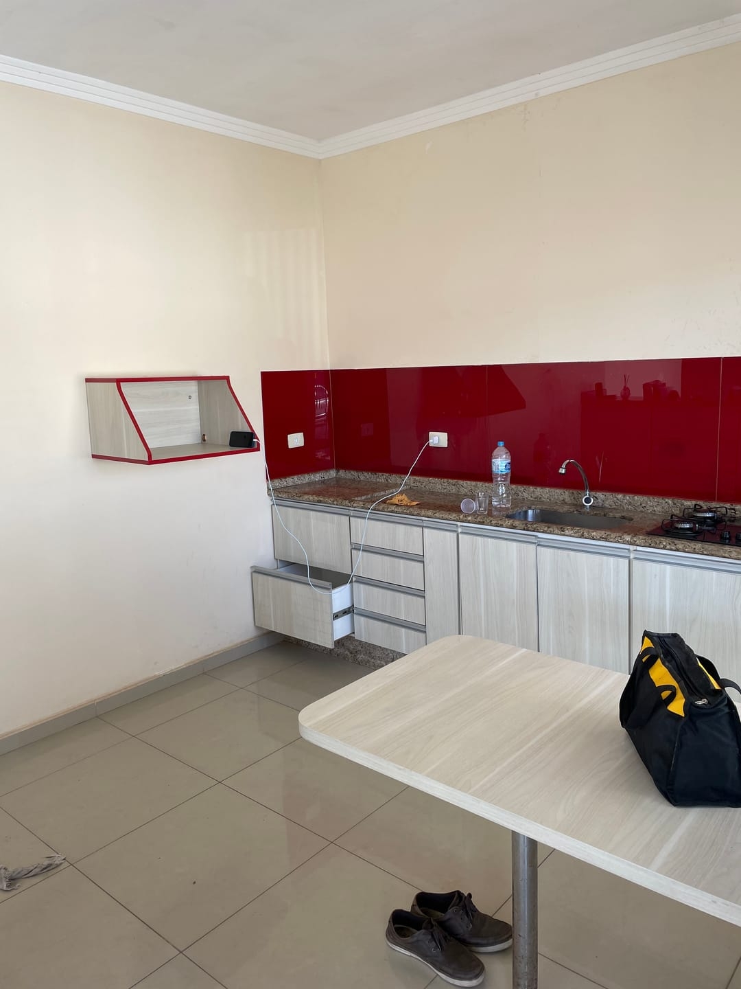 Casa à venda com 3 quartos, 249m² - Foto 1