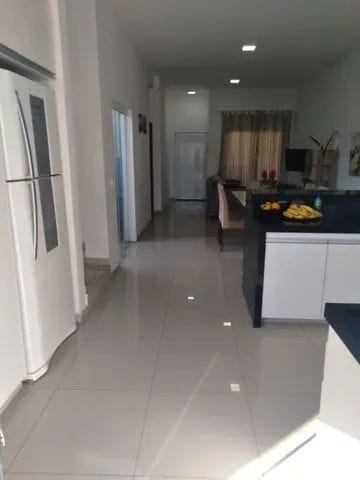 Casa de Condomínio à venda com 5 quartos, 198m² - Foto 4