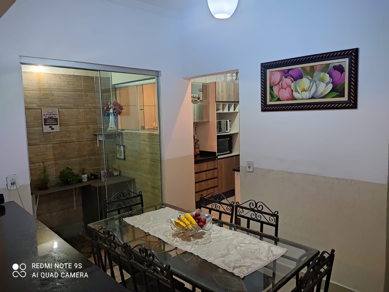 Casa à venda com 2 quartos, 100m² - Foto 2