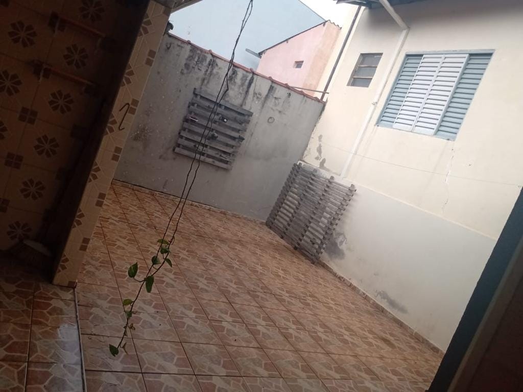 Casa, 2 quartos, 300 m² - Foto 1