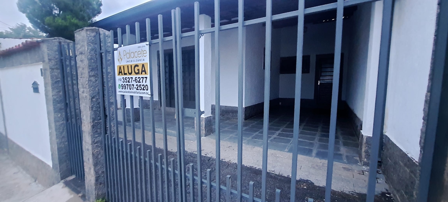 Casa à venda com 4 quartos, 150m² - Foto 4