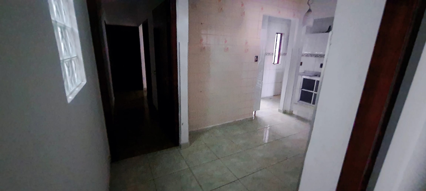 Casa à venda com 4 quartos, 150m² - Foto 17