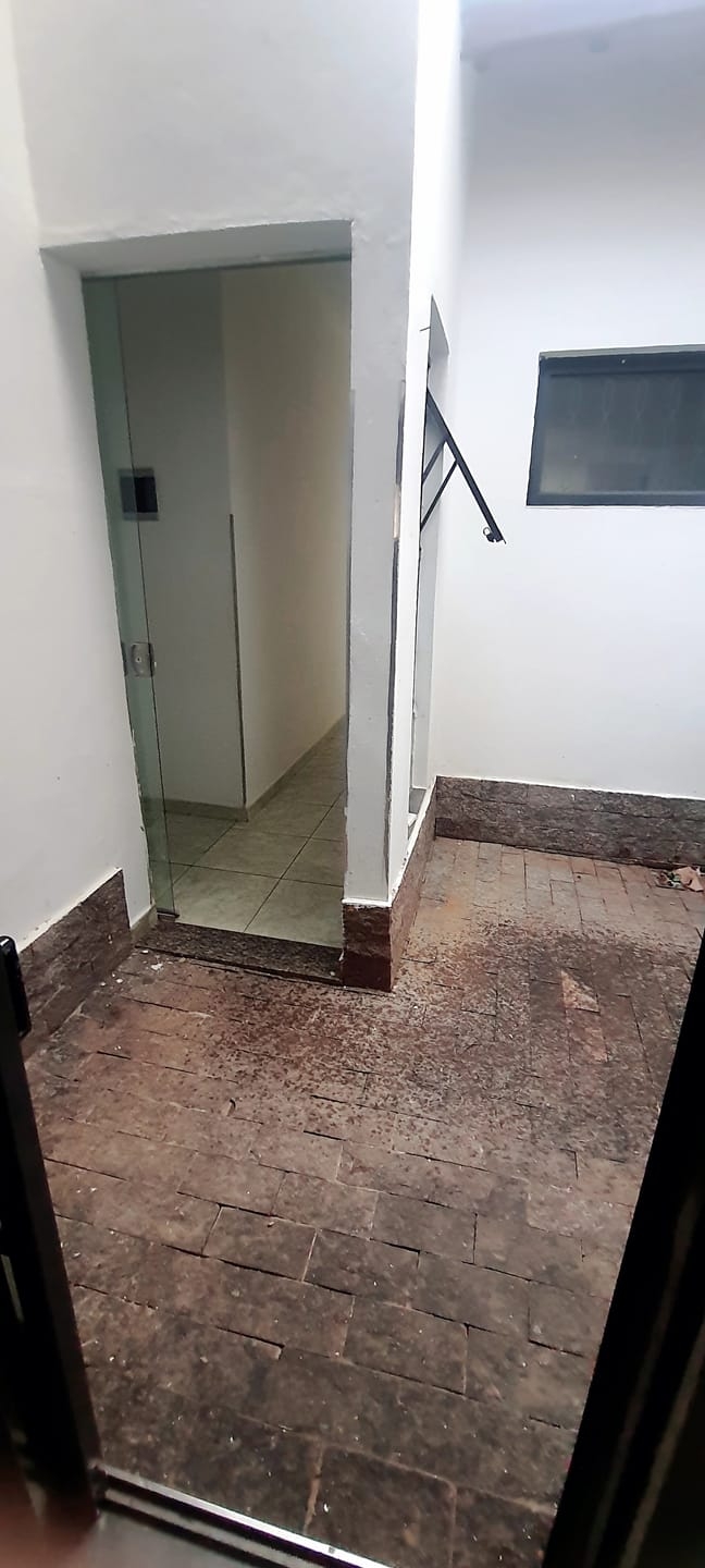 Casa à venda com 4 quartos, 150m² - Foto 33