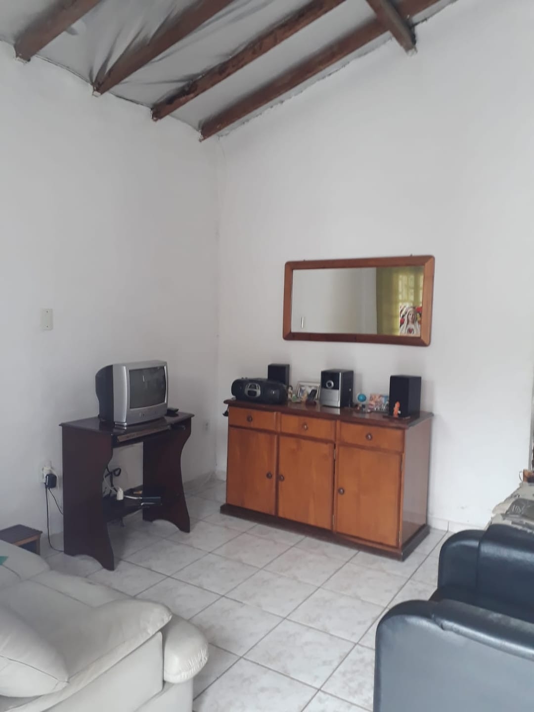 Casa à venda com 1 quarto, 53m² - Foto 2