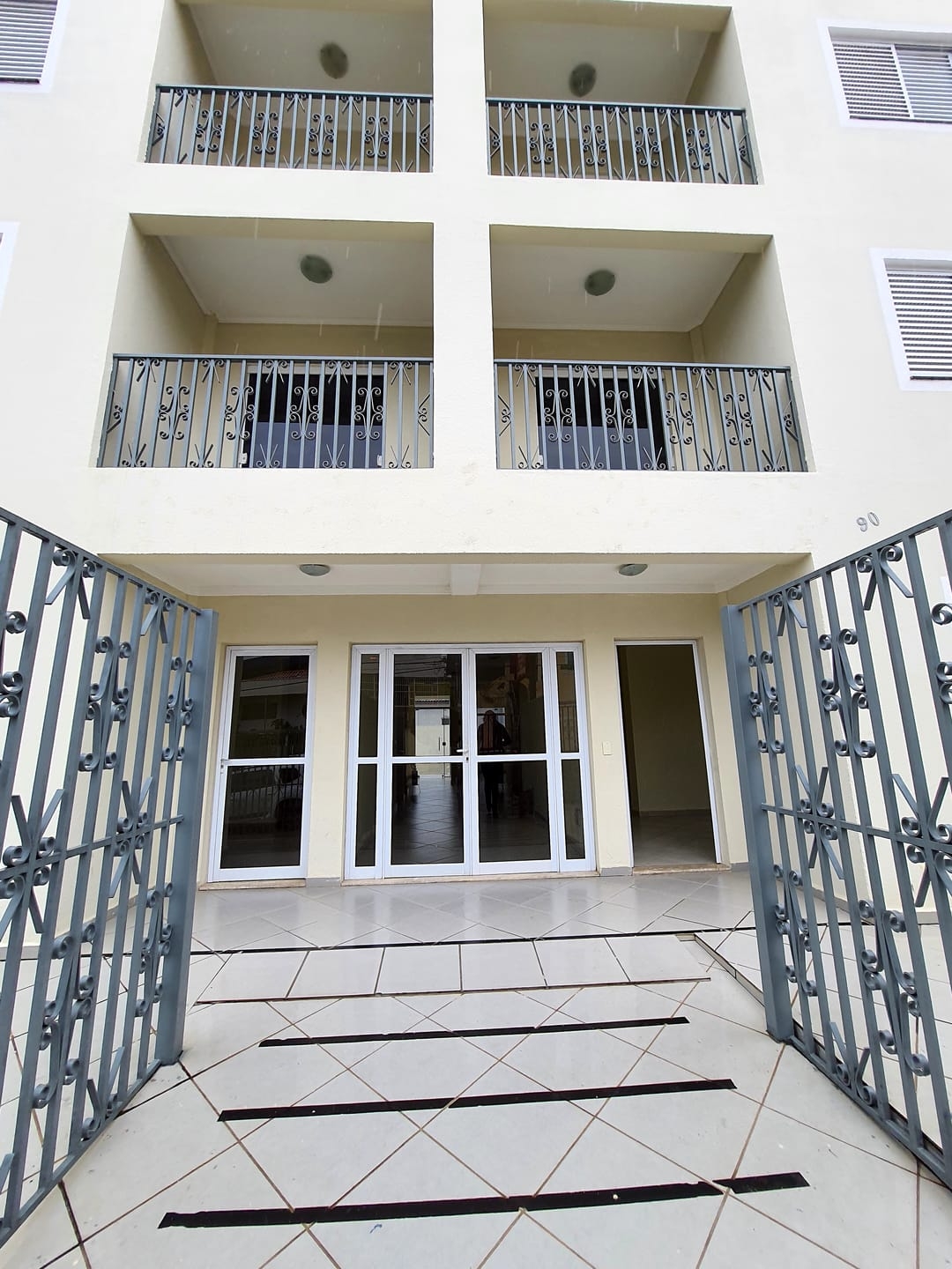 Apartamento à venda com 1 quarto, 54m² - Foto 3