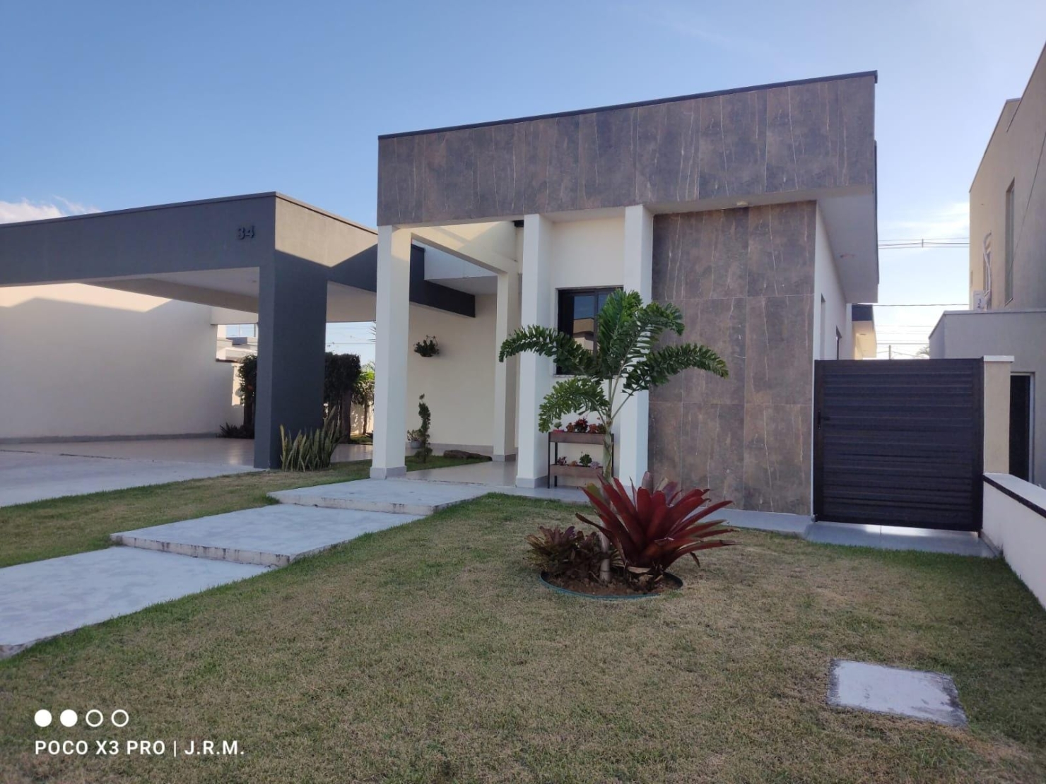 Casa de Condomínio à venda com 3 quartos, 170m² - Foto 1