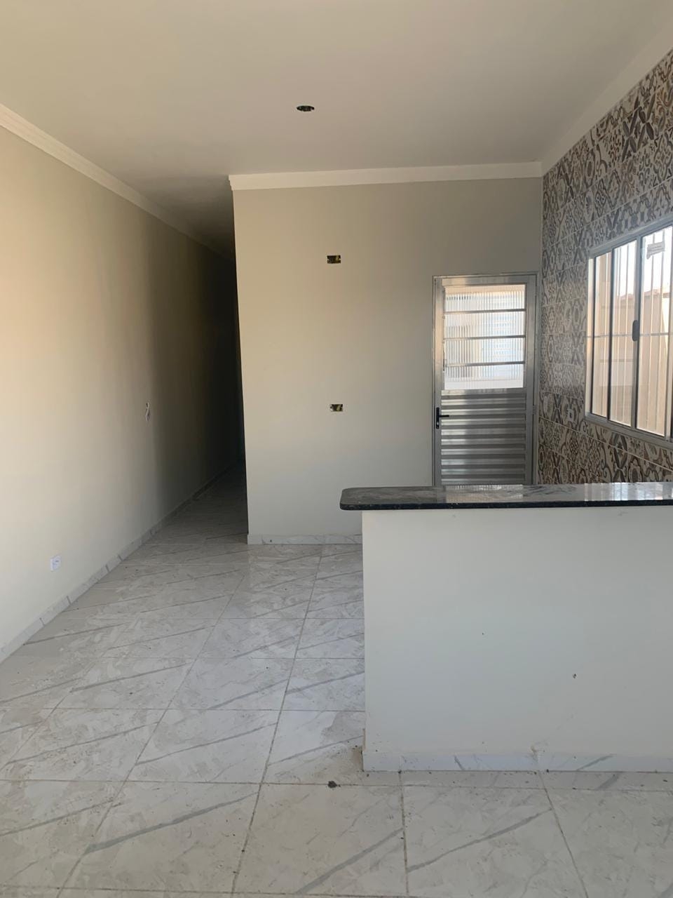 Casa à venda com 2 quartos, 60m² - Foto 11
