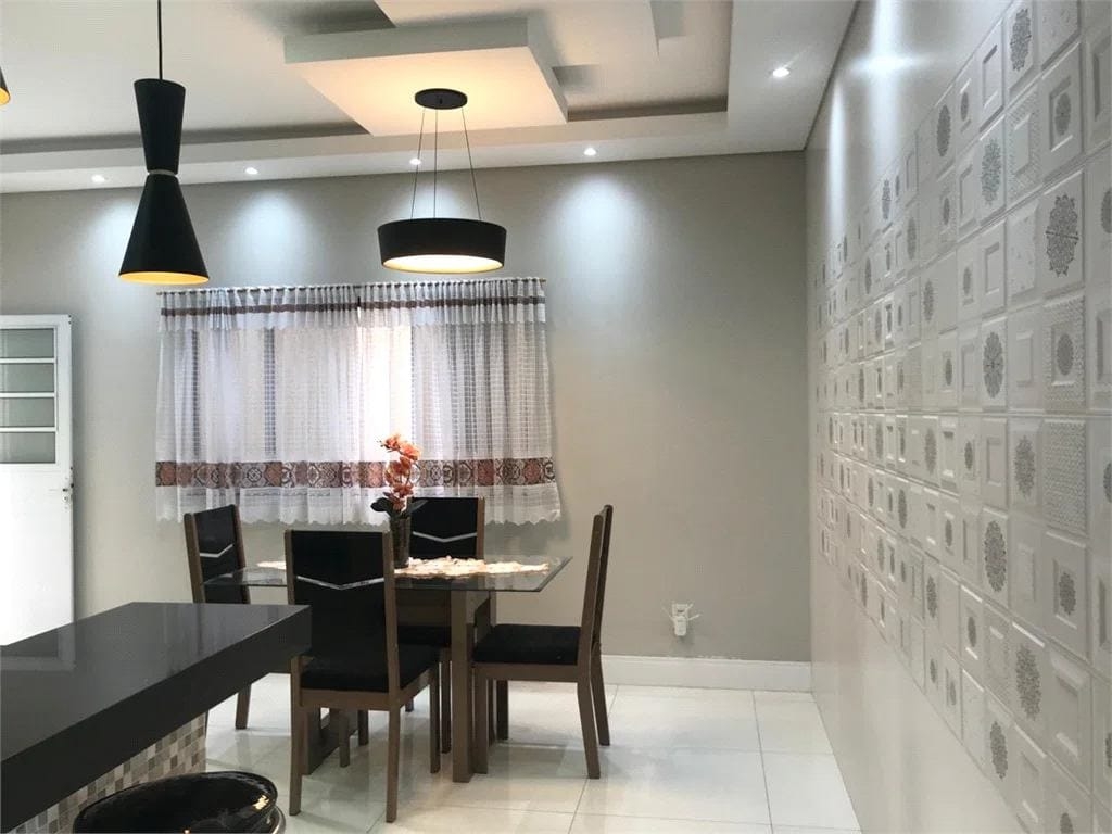 Casa, 3 quartos, 231 m² - Foto 13
