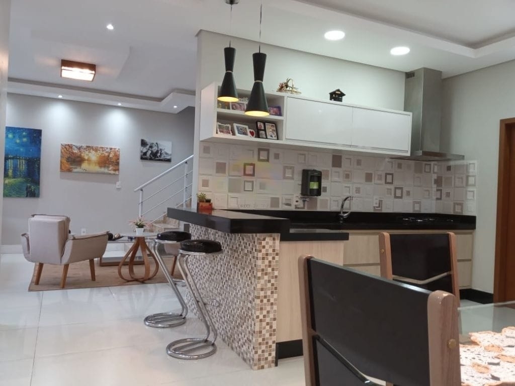 Casa, 3 quartos, 231 m² - Foto 17