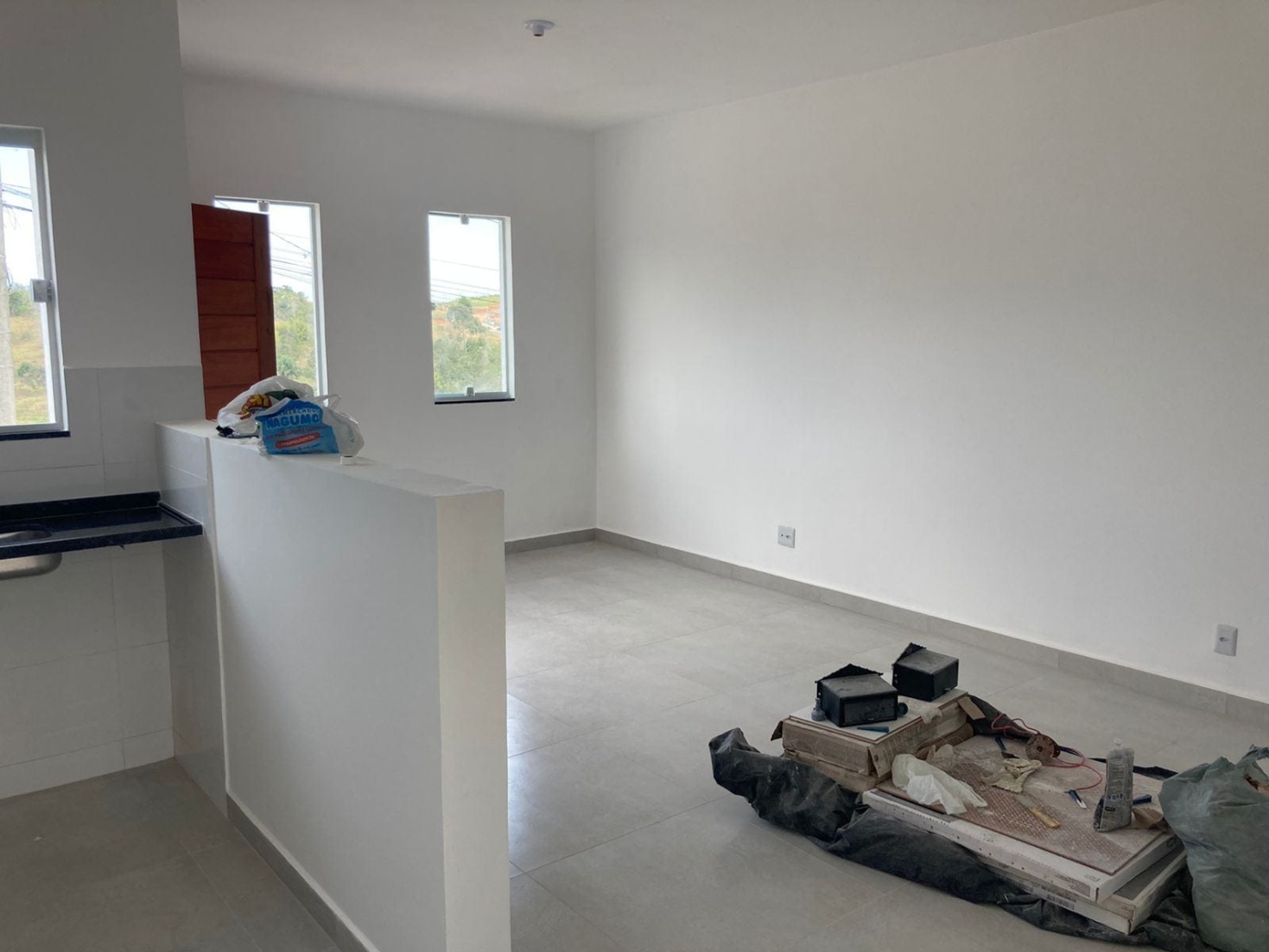 Casa à venda com 2 quartos, 61m² - Foto 9