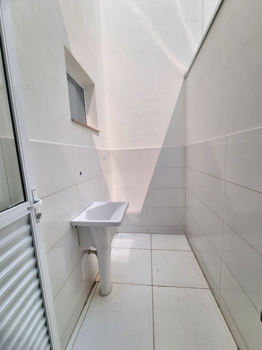 Casa à venda com 2 quartos, 72m² - Foto 6