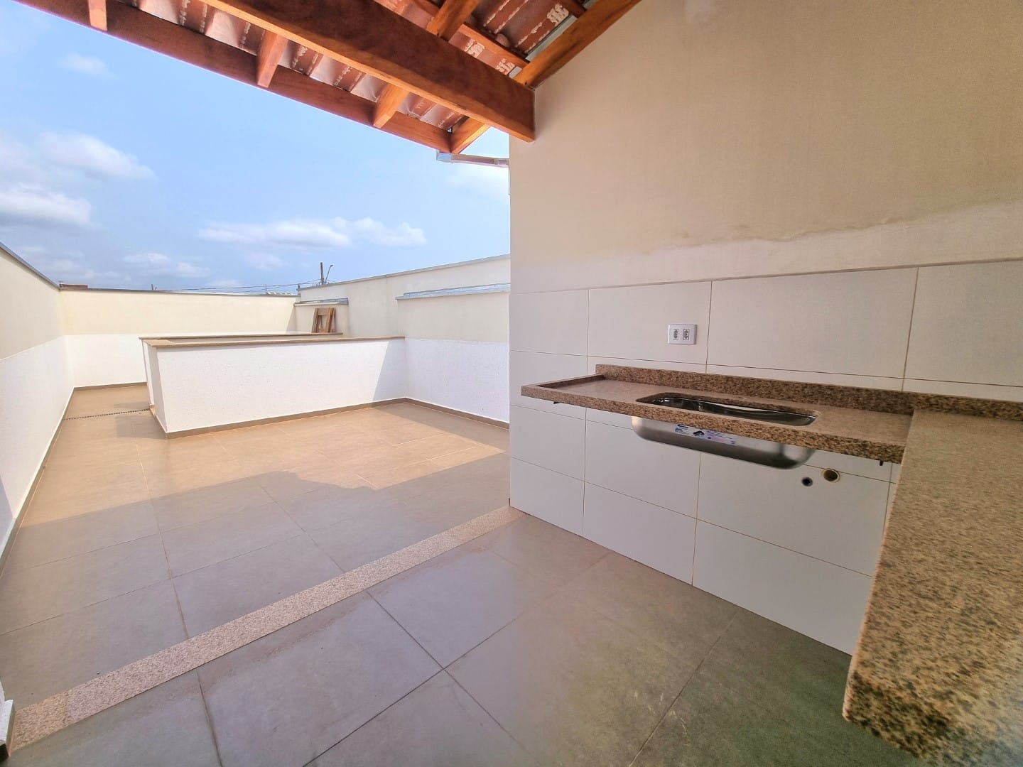 Casa à venda com 2 quartos, 72m² - Foto 15