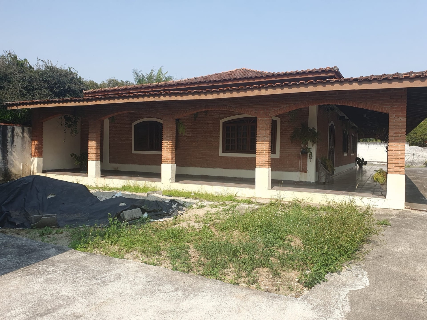 Casa à venda com 3 quartos, 760m² - Foto 2