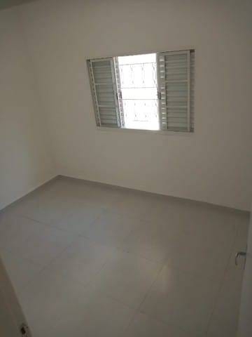Casa à venda com 3 quartos, 110m² - Foto 3