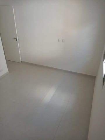 Casa à venda com 3 quartos, 110m² - Foto 4