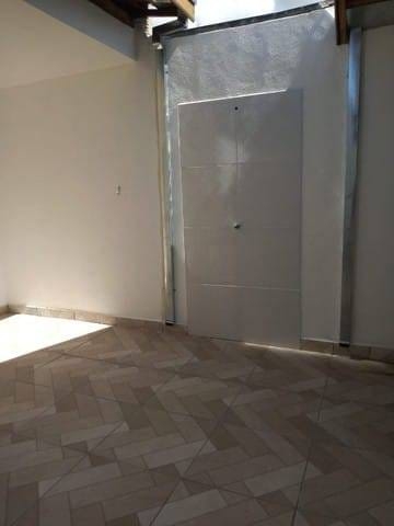 Casa à venda com 3 quartos, 110m² - Foto 16