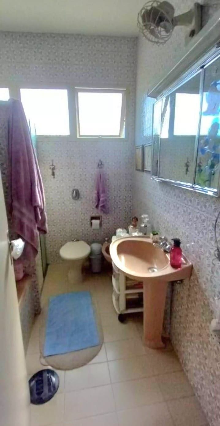 Casa à venda e aluguel, 225m² - Foto 2