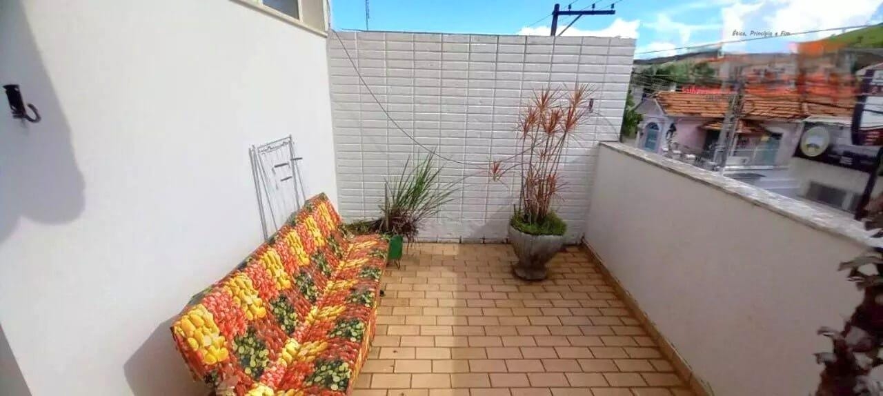 Casa à venda e aluguel, 225m² - Foto 4