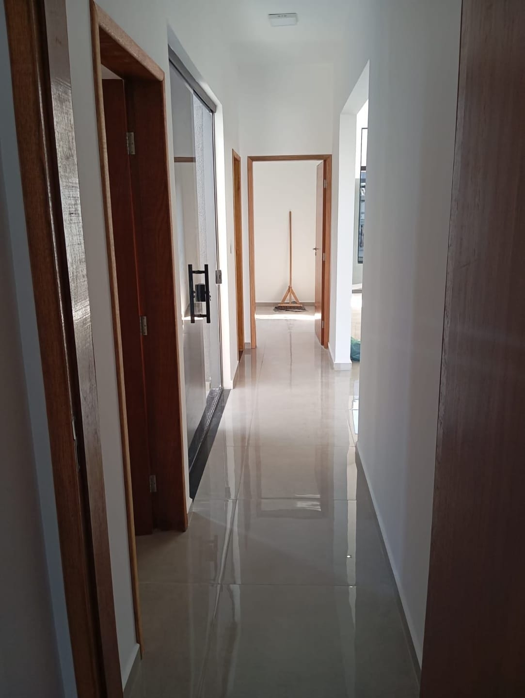 Casa à venda com 3 quartos, 200m² - Foto 11