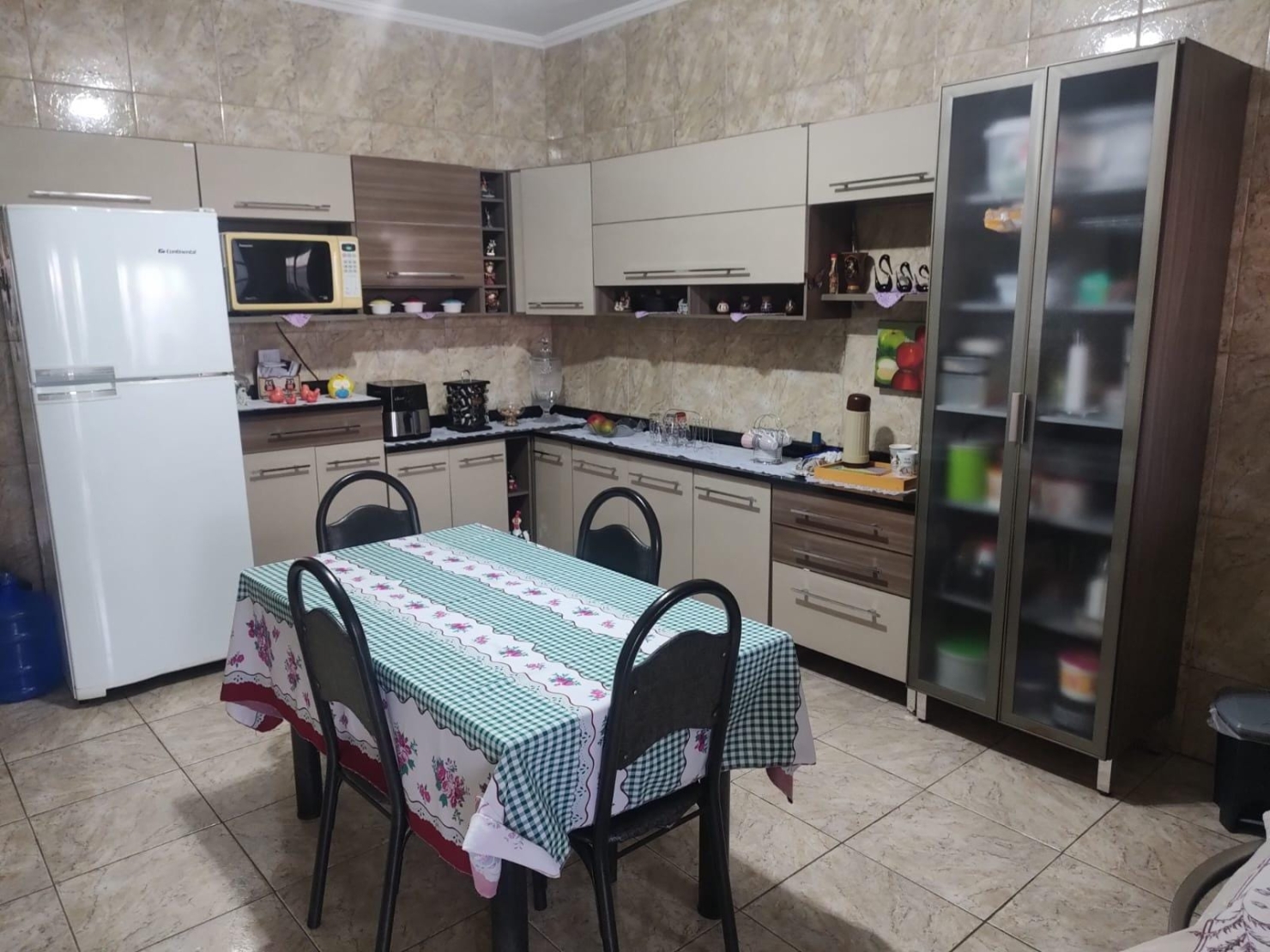 Casa à venda com 3 quartos, 325m² - Foto 8
