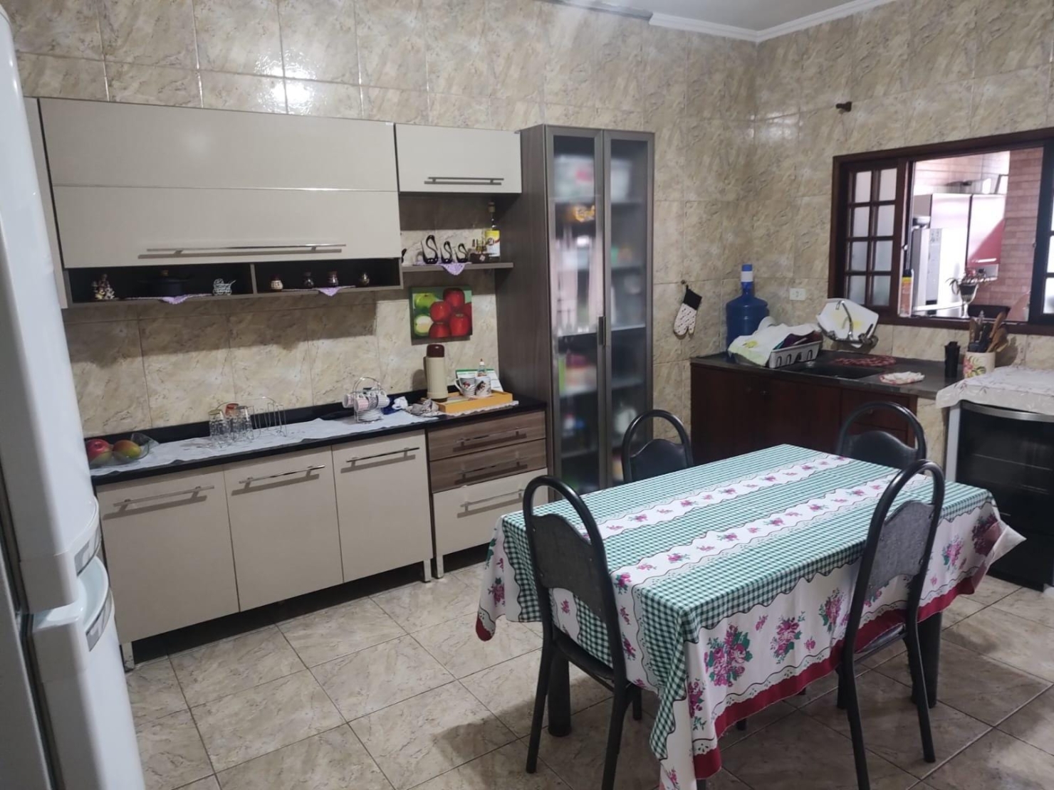 Casa à venda com 3 quartos, 325m² - Foto 9