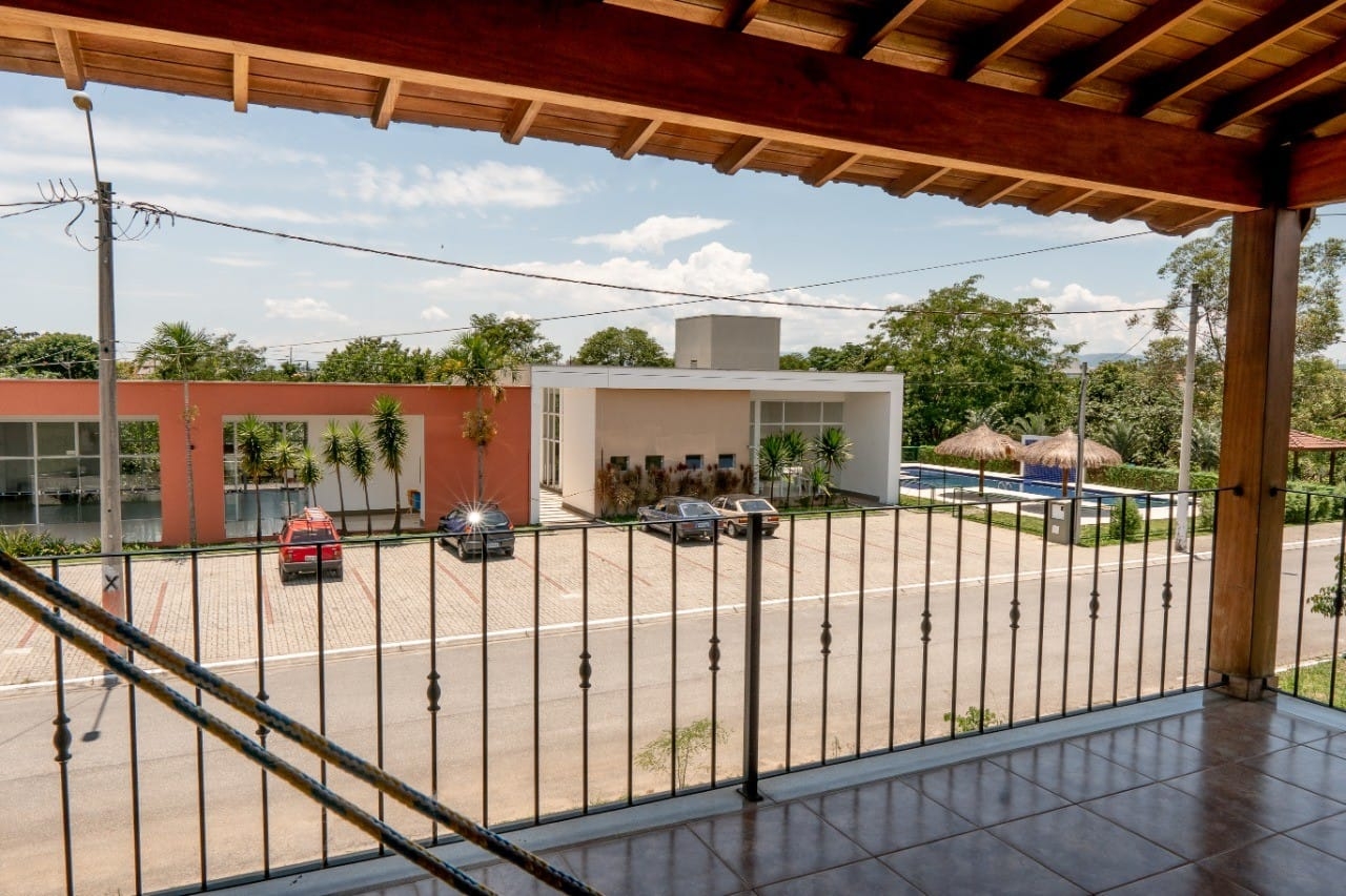 Casa de Condomínio para alugar com 4 quartos, 580m² - Foto 14