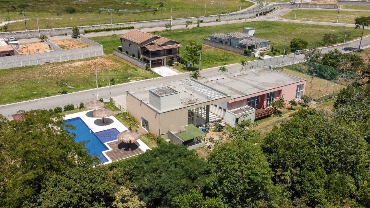 Casa de Condomínio para alugar com 4 quartos, 580m² - Foto 20