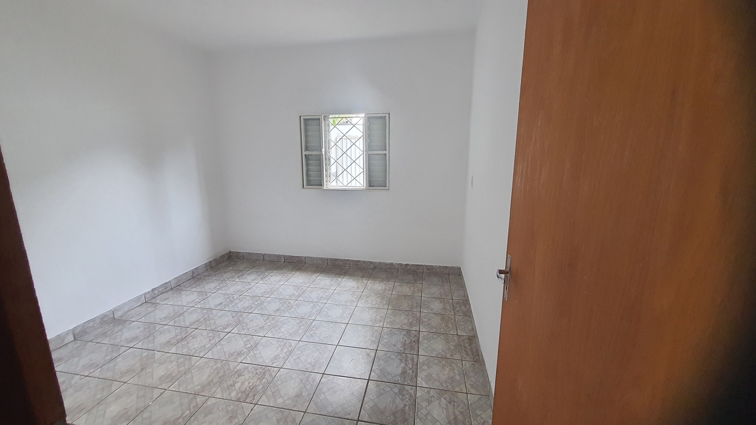 Casa à venda com 2 quartos, 85m² - Foto 4
