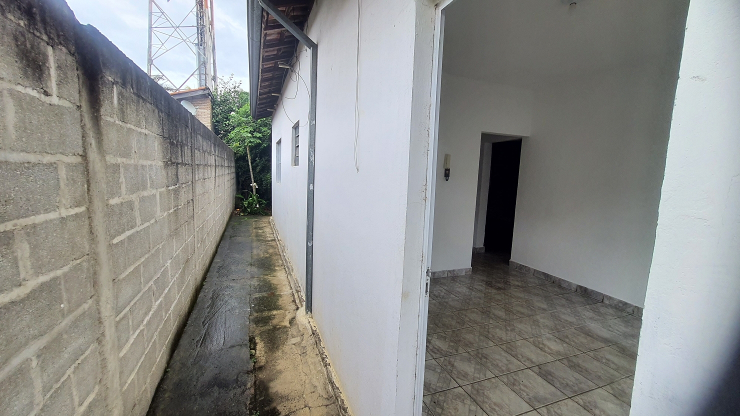 Casa à venda com 2 quartos, 85m² - Foto 11