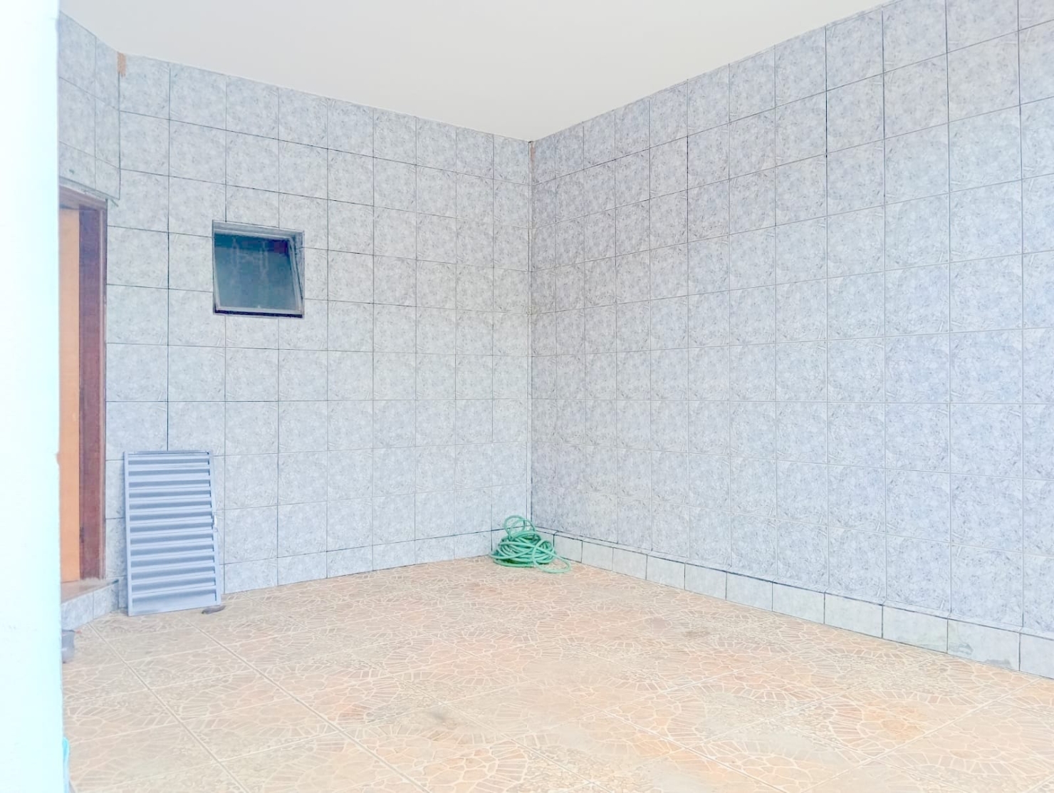 Casa para alugar com 2 quartos, 130m² - Foto 7