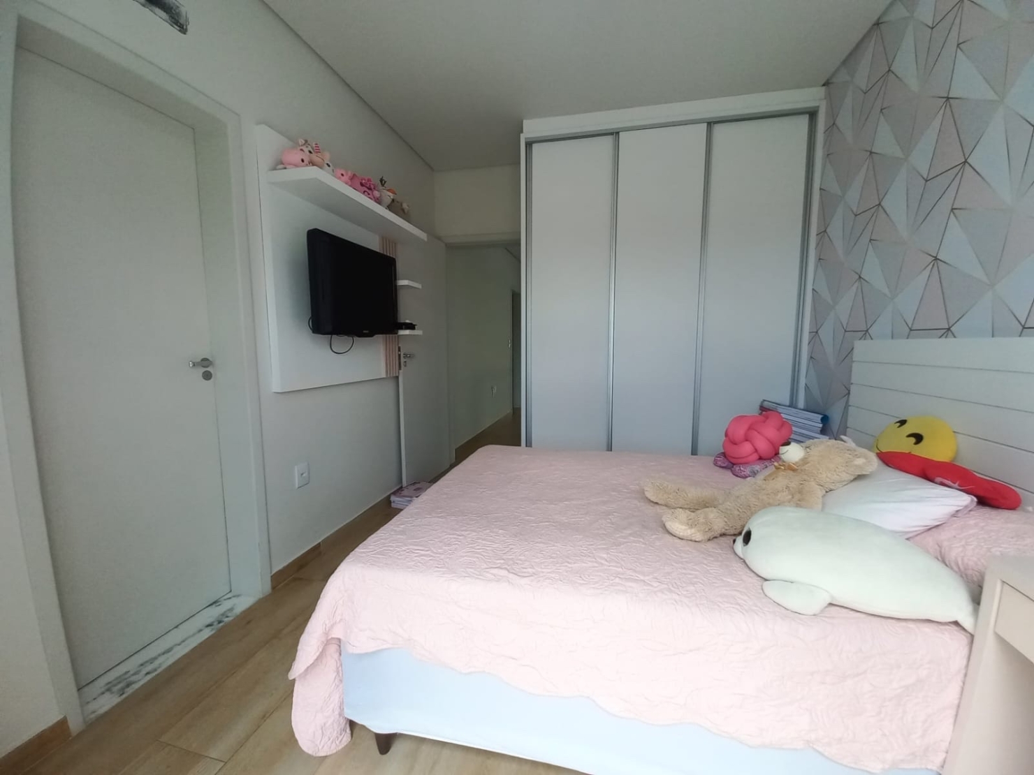 Casa de Condomínio à venda com 3 quartos, 221m² - Foto 5