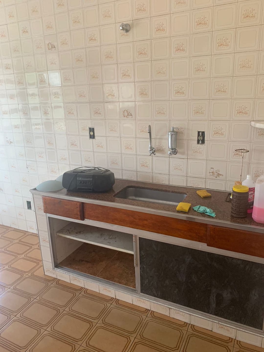 Casa para alugar com 5 quartos, 200m² - Foto 19