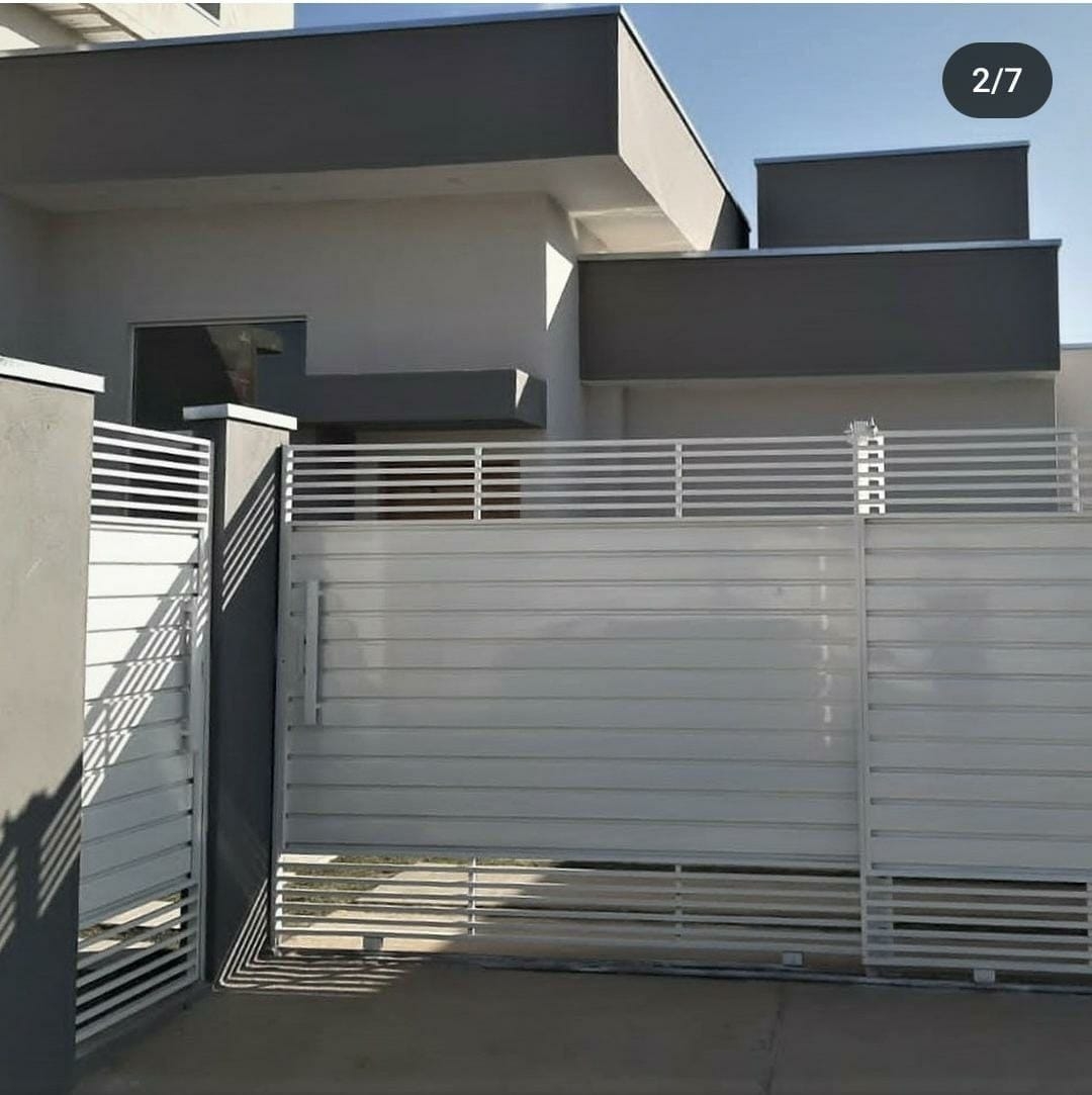 Casa à venda com 3 quartos, 98m² - Foto 2