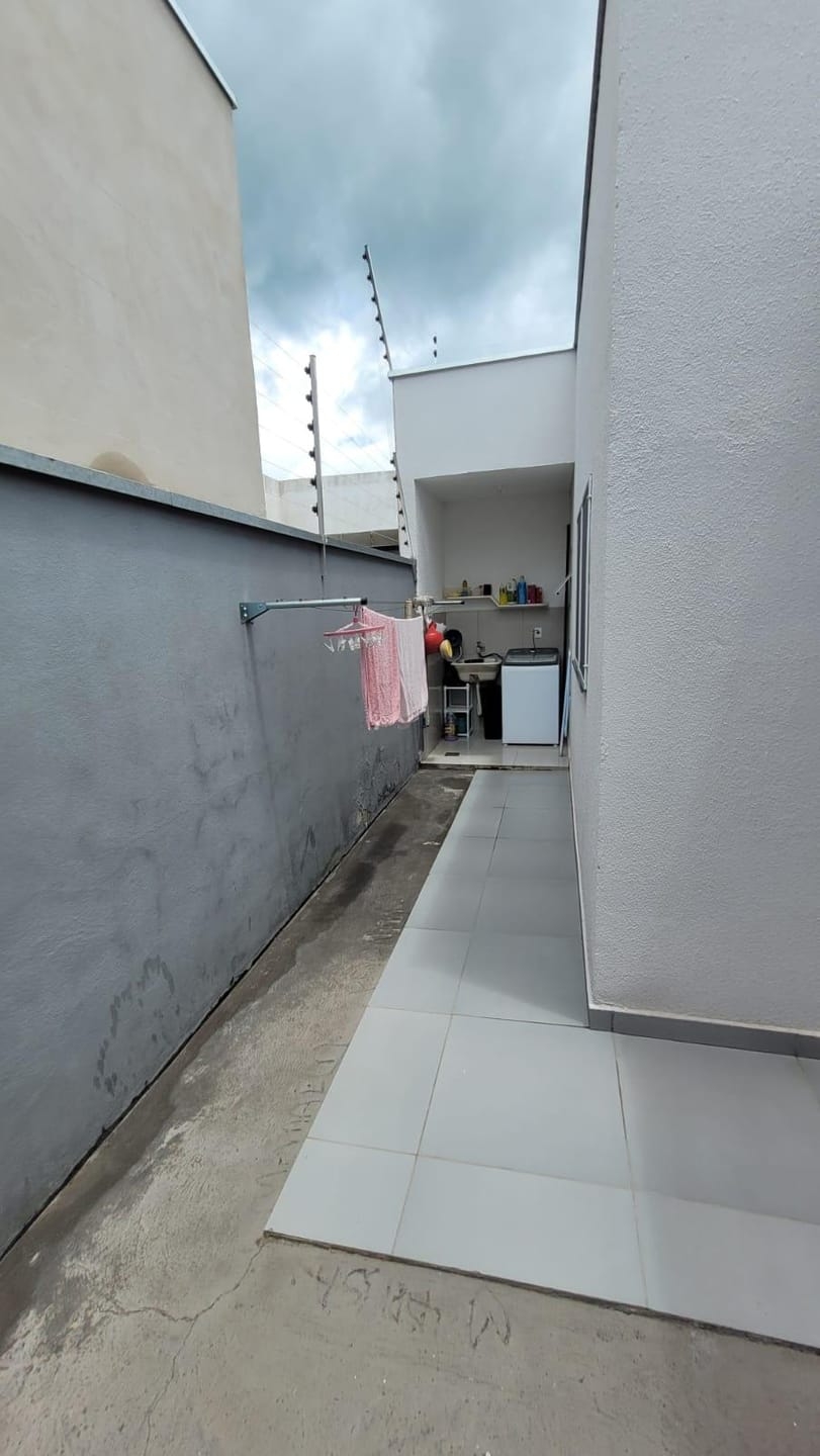 Casa à venda com 3 quartos, 98m² - Foto 7