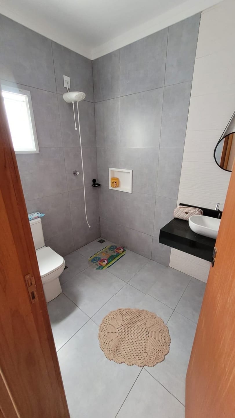 Casa à venda com 3 quartos, 98m² - Foto 11